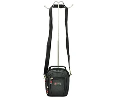 Juoda rankinė per petį Bag Street