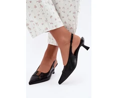 Juodi aukštakulniai bateliai su atvira kulno dalimi Step in style