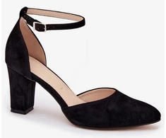 Juodi aukštakulniai bateliai su dirželiu prie čiurnos Step in style