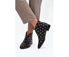 Juodi aulinukai su sidabro spalvos kniedėmis Step in style