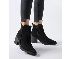 Juodi zomšiniai stiletto batai Karino