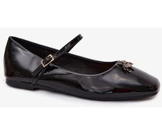 Juodos balerinos su sagtimi Step in style