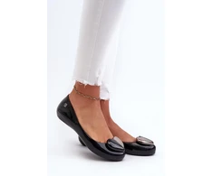 Juodos balerinos su širdelės detale Step in style