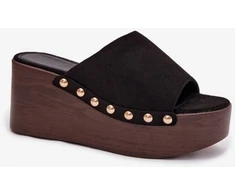 Juodos basutės su platforma ir metalinėmis detalėmis Step in style