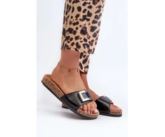 Juodos basutės su platforma ir sagtimi Step in style