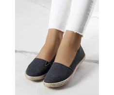 Juodos espadrilės