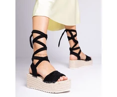 Juodos espadrilės ant platformos