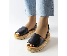 Juodos platforminės espadrilės Sadbera