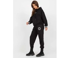 Juodos spalvos rinkinys