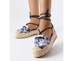 Juodos surištos espadrilės