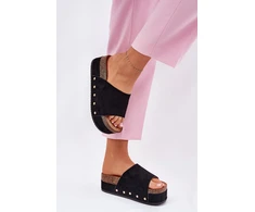Juodos zomšos imitacijos basutės su platforma ir kniedėmis Step in style