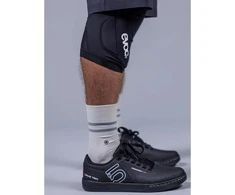 Kelių apsaugos EVOC Knee Protector LS Flex Lite, juodos