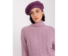 Kepurė tamsiai violetinės spalvos