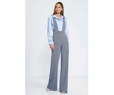 Kostiumas Nife – elegancijai ir pasitikėjimui kiekvienai progai.