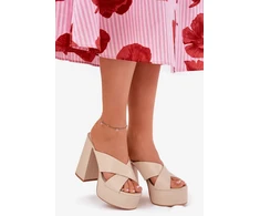 Kreminės spalvos basutės su kulnu Step in style