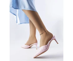 Lambert rožinės dygsniuotos stiletto šlepetės
