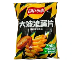 Lay's Big Wave Potato Chips Crispy Roasted Chicken Wing Flavor 70g x 22 pcs (CHI)