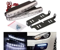 LED dienos žibintai automobiliui