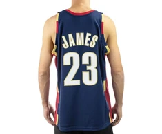 Mitchell &amp; Ness Klivlendo "Cavaliers" NBA Swingman marškinėliai Lebron James M SMJYGS18156-CCANAVY08LJA