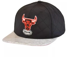 Mitchell &amp; Ness NBA Diamond Base HWC Čikagos Bulls kepuraitė - HHSS3182-CBUYYPPPBLCK