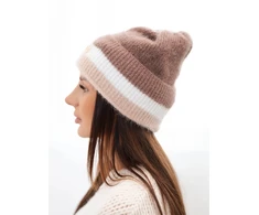 Moteriška beanie kepurė su dekoru, kapučino ir baltos spalvos
