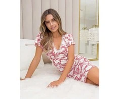 Moteriška naktinukė Tina
