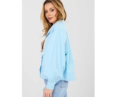 Moteriška oversize šviesiai mėlyna striukė