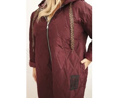 Moteriška Plus Size dygsniuota striukė su gobtuvu, bordo spalvos