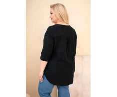 Moteriška Plus Size juoda medvilninė palaidinė su iškirpte ir sagute