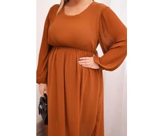 Moteriška Plus Size plisuota suknelė su ilgomis rankovėmis, kapučino spalvos