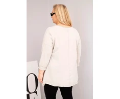 Moteriška Plus Size smėlio spalvos palaidinė su asimetriniu apačios kirpimu ir iškirpimais