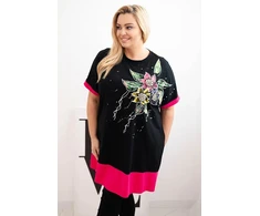 Moteriška Plus Size tunika su gėlių raštu ir dekoratyviniais perlais, fuksijos spalvos