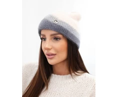 Moteriška rumbuota kepurė beanie su dekoracija, pilkos spalvos