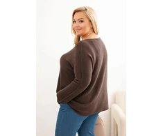 Moteriškas Plus Size megztinis su valtine iškirpte, rudos spalvos