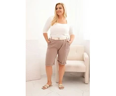 Moteriški Plus Size šortai su diržu, kapučino spalvos