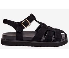 Moteriški sandalai iš dirbtinio zomšo, platforma 3 cm