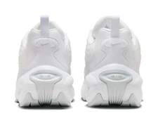 Moteriški sportbačiai Nike Air Max Portal, balti