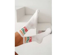 Moteriškos baltos kojinės su užrašu Good Vibes Only“