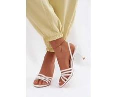 Moteriškos basutės su aukštakulniu Step in Style