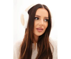 Kepurė Moteriškos ekru spalvos minkštos ir šiltos ausinės
