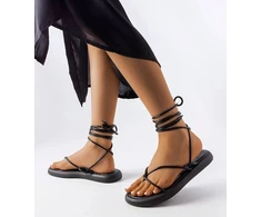 Moteriškos juodos basutės su raišteliais Laurence