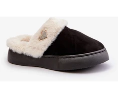 Moteriškos šlepetės su platforma ir širdelės detale Step in style