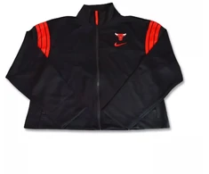 Nike Chicago Bulls Aikštės 75 treninginė striukė moterims Juoda/Universiteto raudona/Juoda - DB1394-010