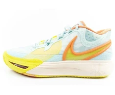 Nike Kyrie 8 krepšinio batai – patogūs ir stilingi