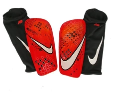 Nike Mercurial Lite CR7 blauzdų apsaugos FJ4869-696