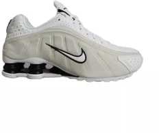 Nike Shox R4 Summit Baltas/Light Orewood Brown rusvai gelsvas Moteriški sportiniai bateliai - HQ7739-100