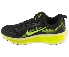 Nike Vomero 18 HM6804-008 Juodi 39