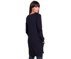 Oversize megztinis su šoninėmis iškirptėmis BeWear