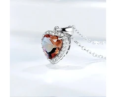 Pakabukas su sultanitu Širdis