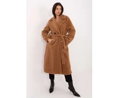 Paltas klasikinio kirpimo – šilumai ir elegancijai vėsiomis dienomis.